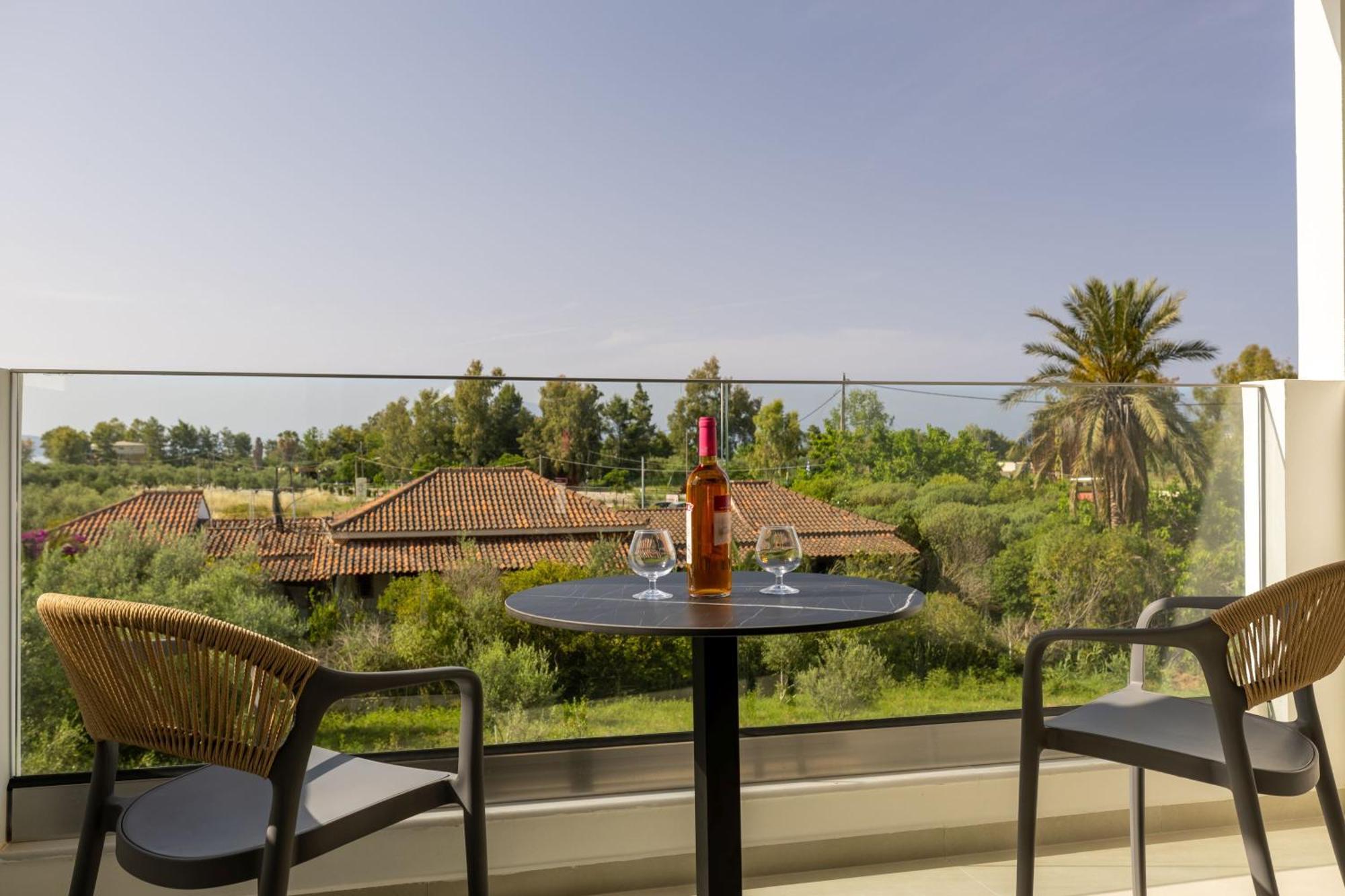 Kamara Apartments Alykanas  Bagian luar foto